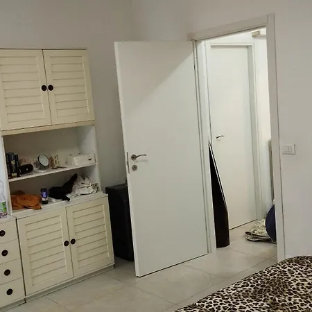 Ampia Camera Matrimoniale Centrale Apartment